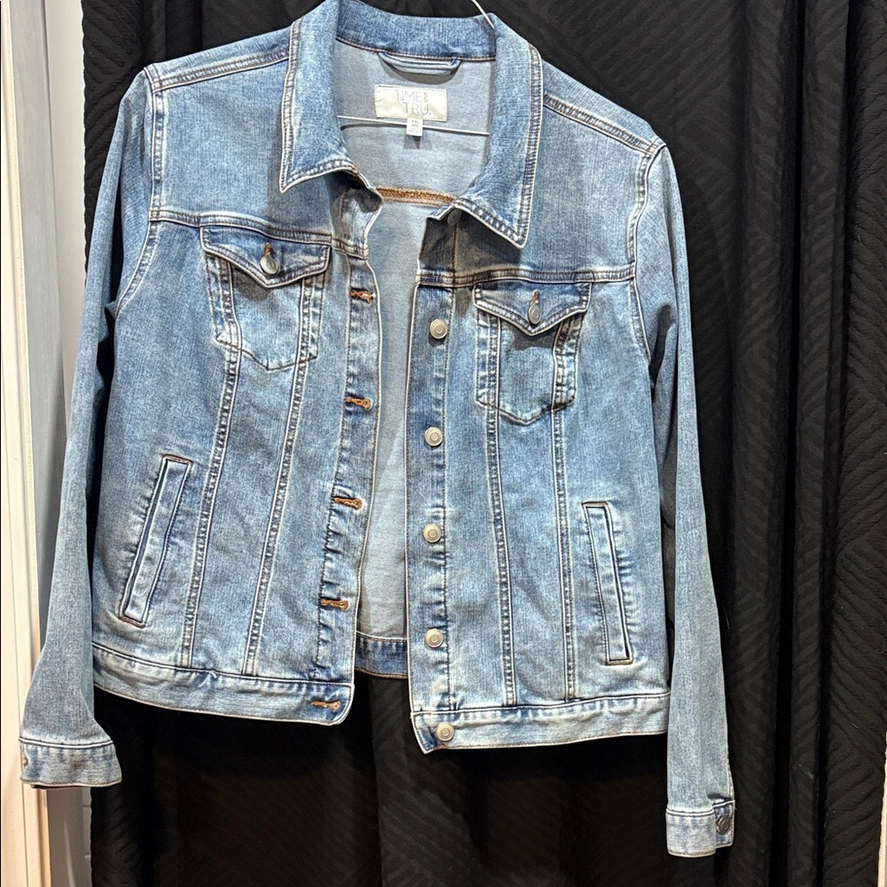 Time and Tru Denim Blue Women's Jacket